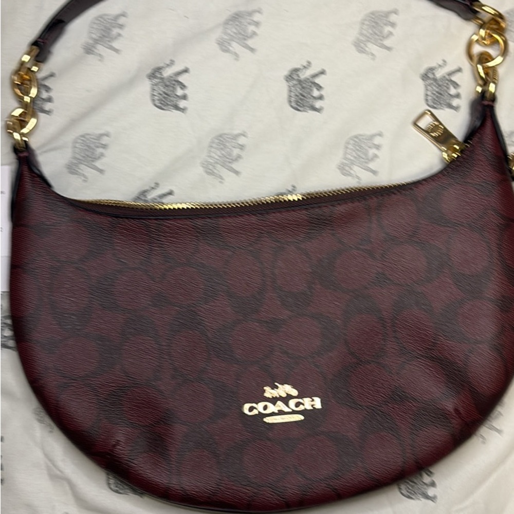 NWT coach Payton shoulder bag